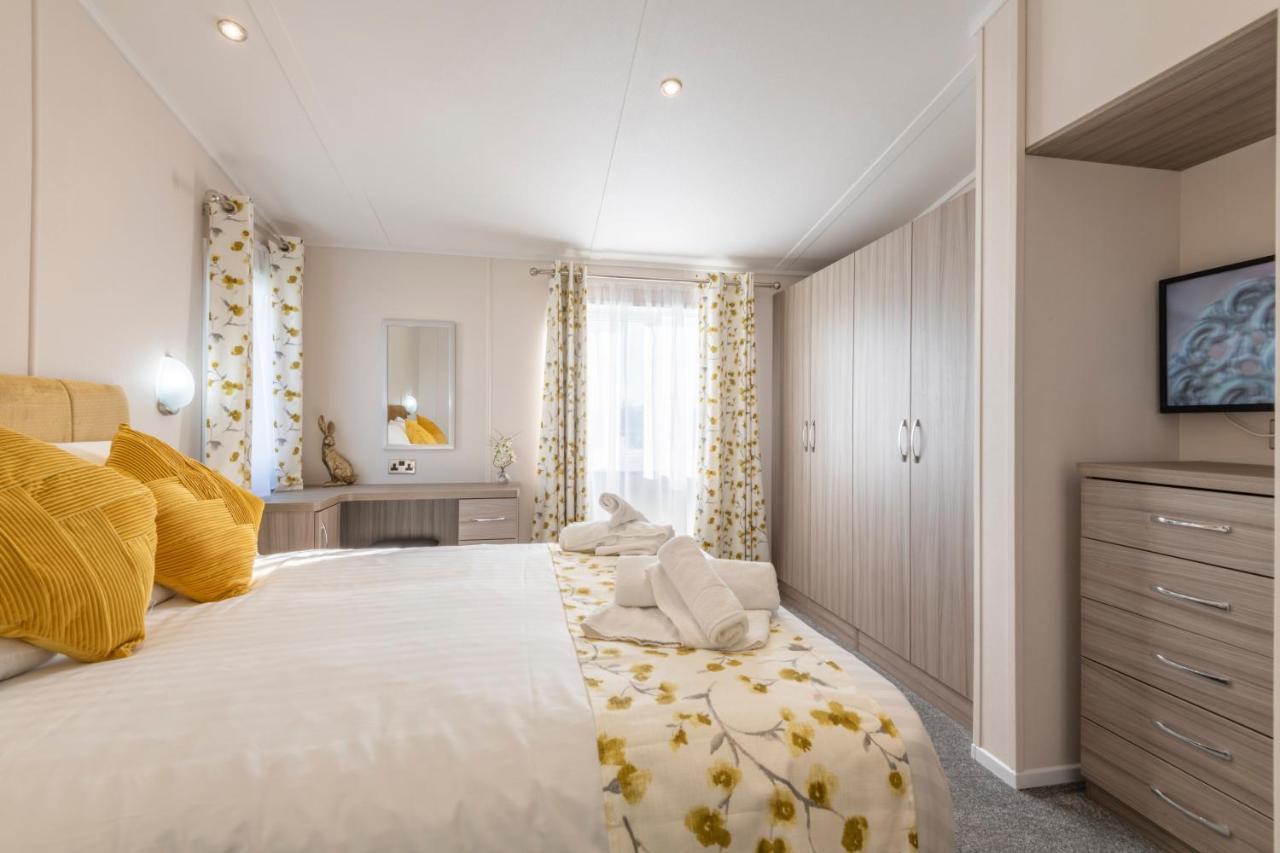 Marine Holiday Park Rhyl Bagian luar foto