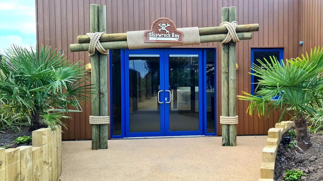 Marine Holiday Park Rhyl Bagian luar foto
