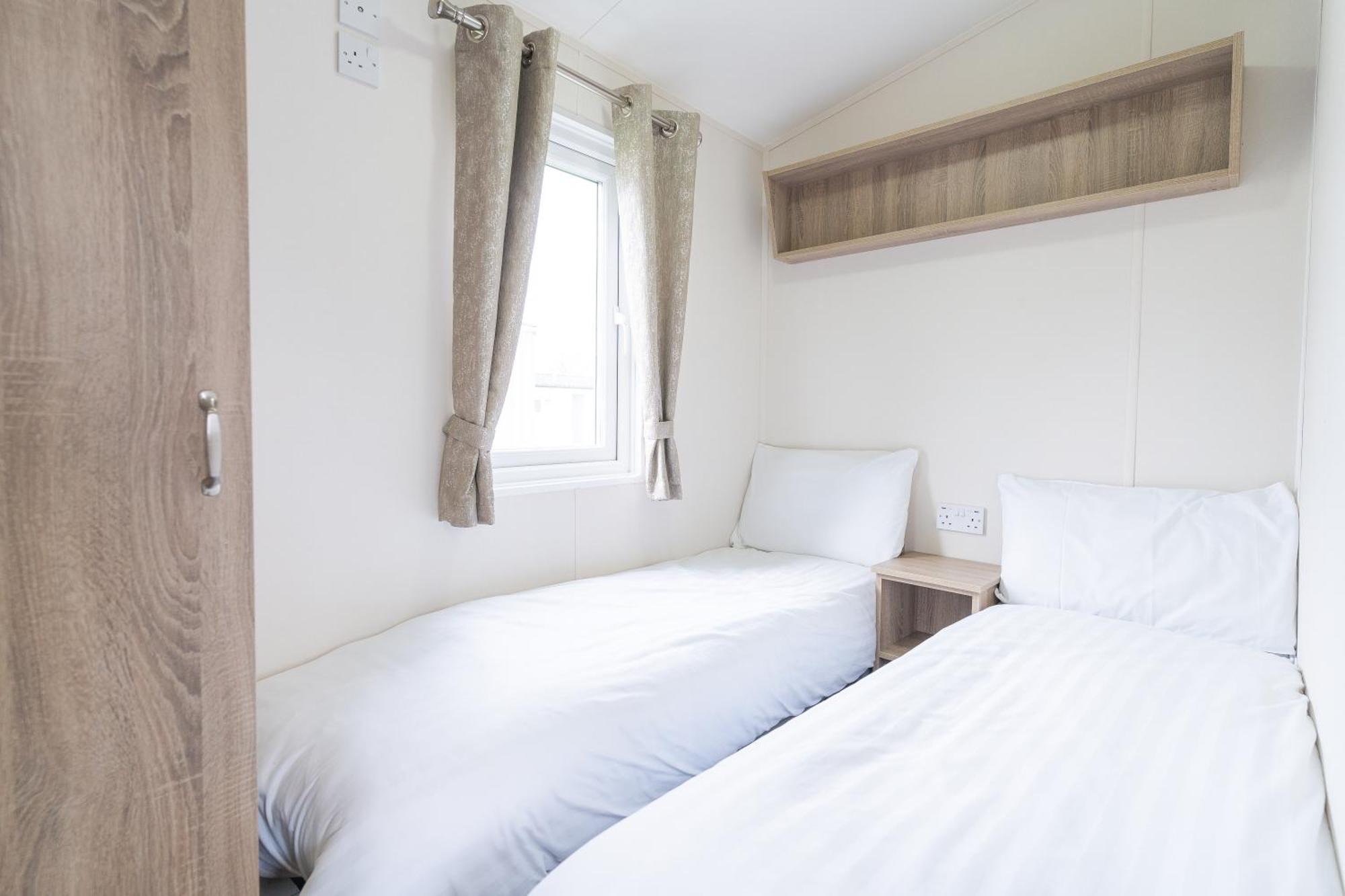 Marine Holiday Park Rhyl Bagian luar foto